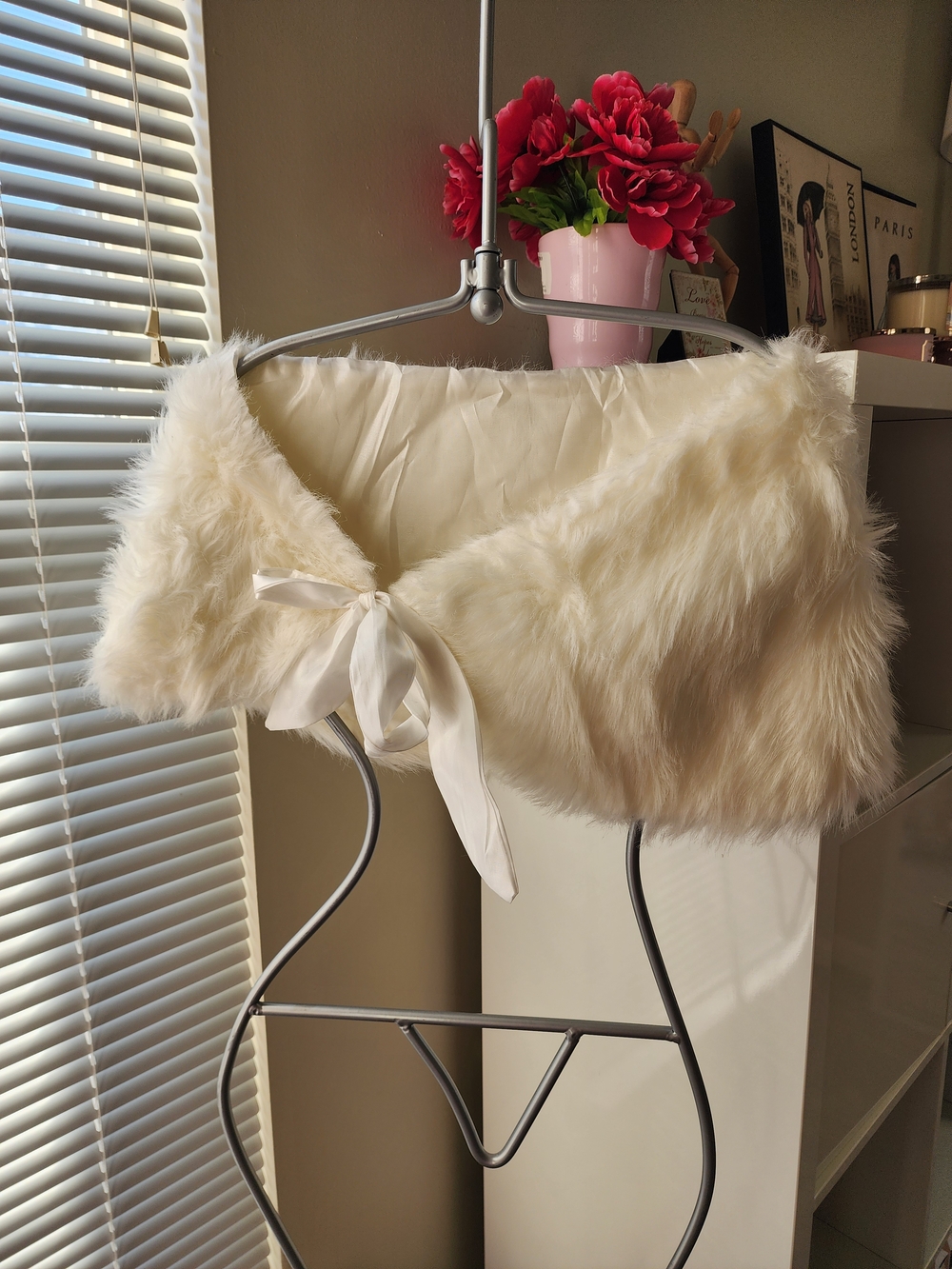 Elegant Bridal Accessory Bundle Faux Fur Wrap, Belt & Veil– Fall/Winter Weddings